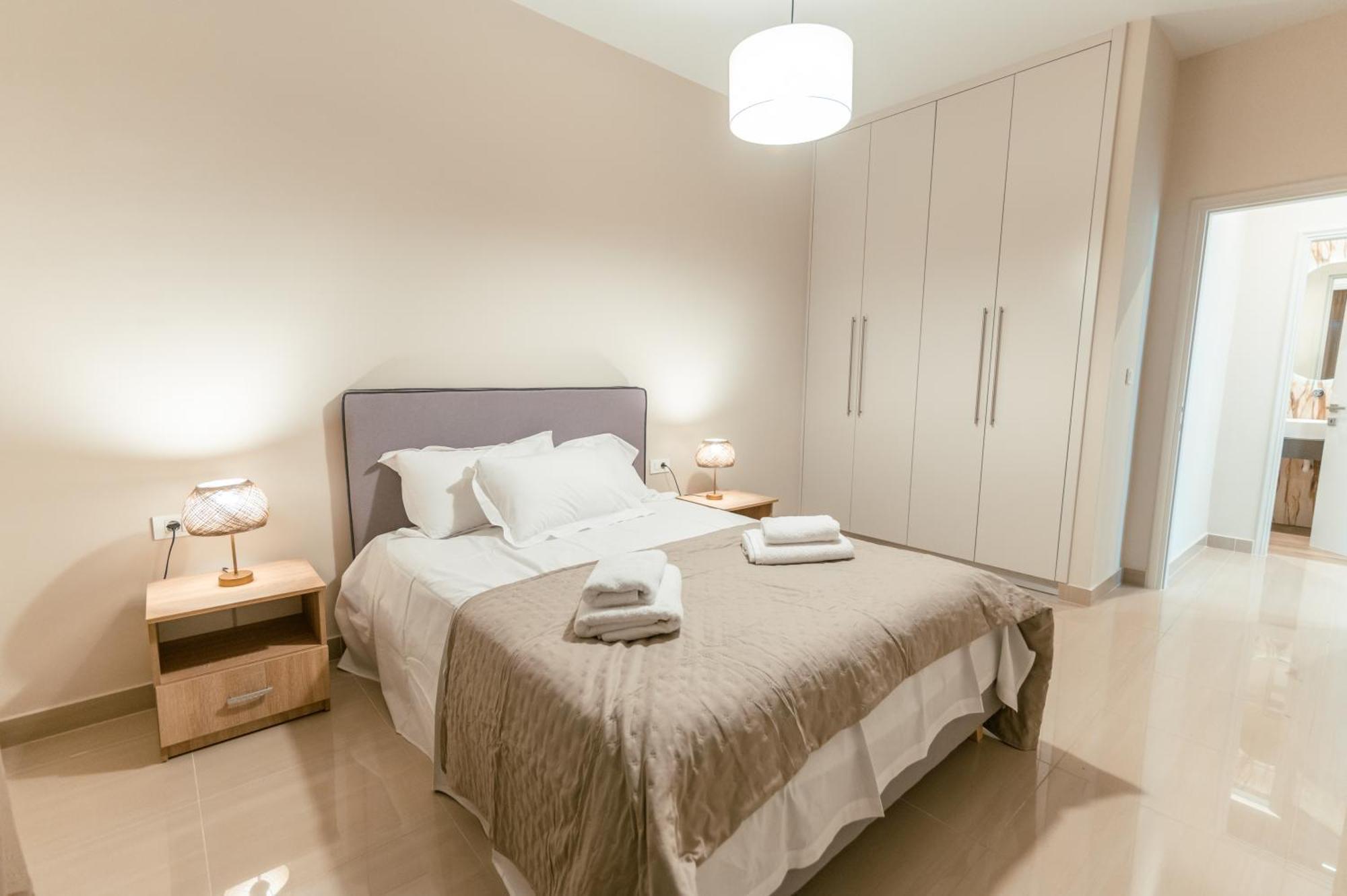 Brand New Elegant Suite Platáni Kültér fotó